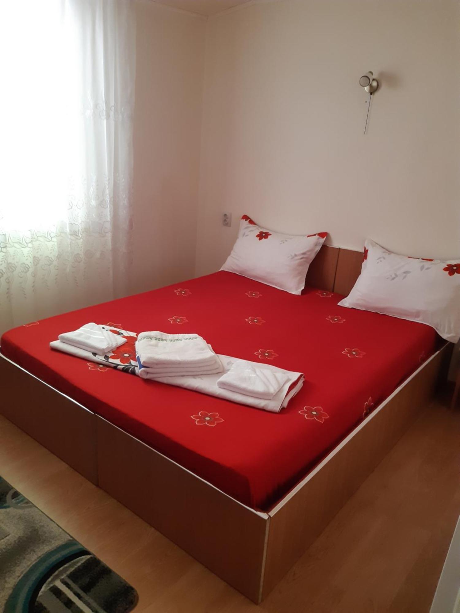 Appartamento Casa Iza Băile Herculane Esterno foto